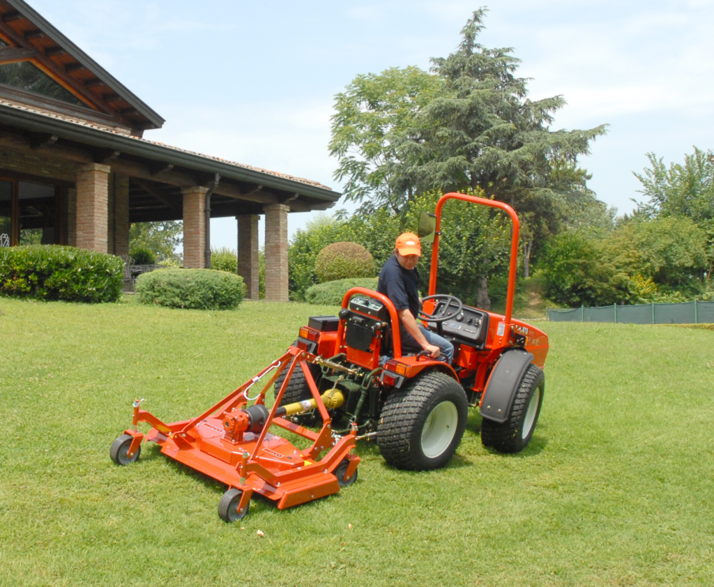 GROOMING MOWER VS. FLAIL MOWER VS. ROTARY CUTTER.